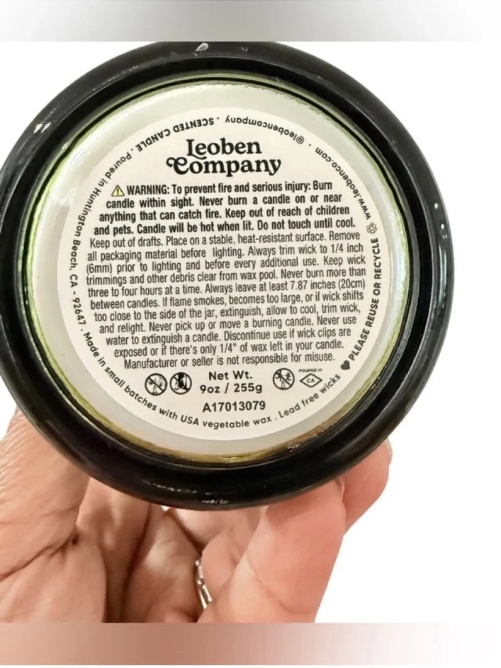 Leoben Company Tomato Garden Soy Scented Candle - Green Glass Jar